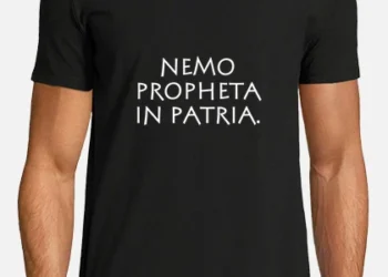 Nemo propheta in (Pro)Patria?