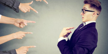 Più che la faccia serve (ri)metterci il portafogli